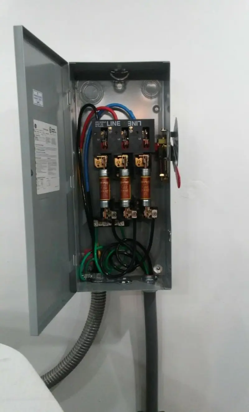 Three-phase disconnect switch installed for Electrical Wiring & Rewiring in Lackland AFB